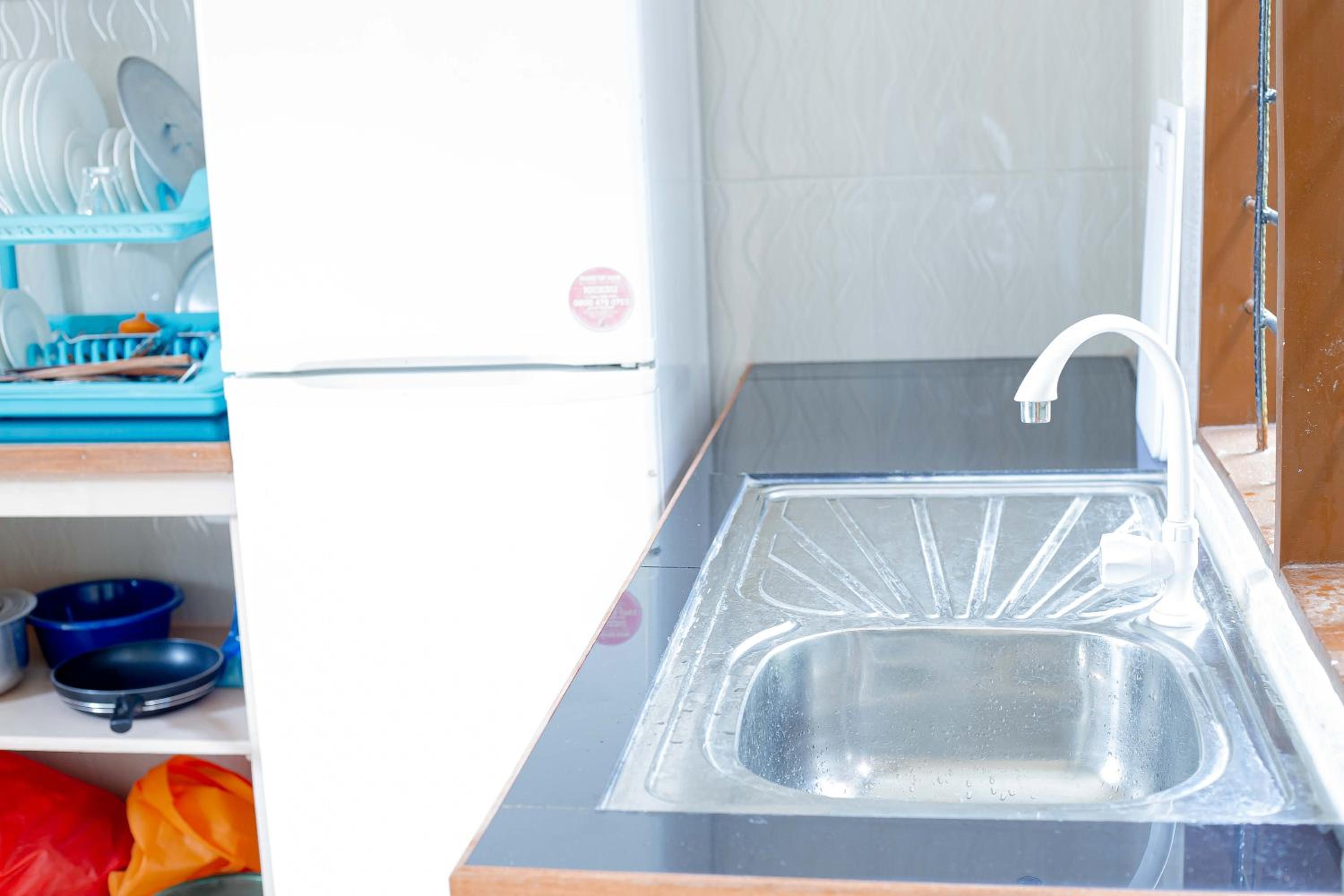 L&j modern backpackers BnB