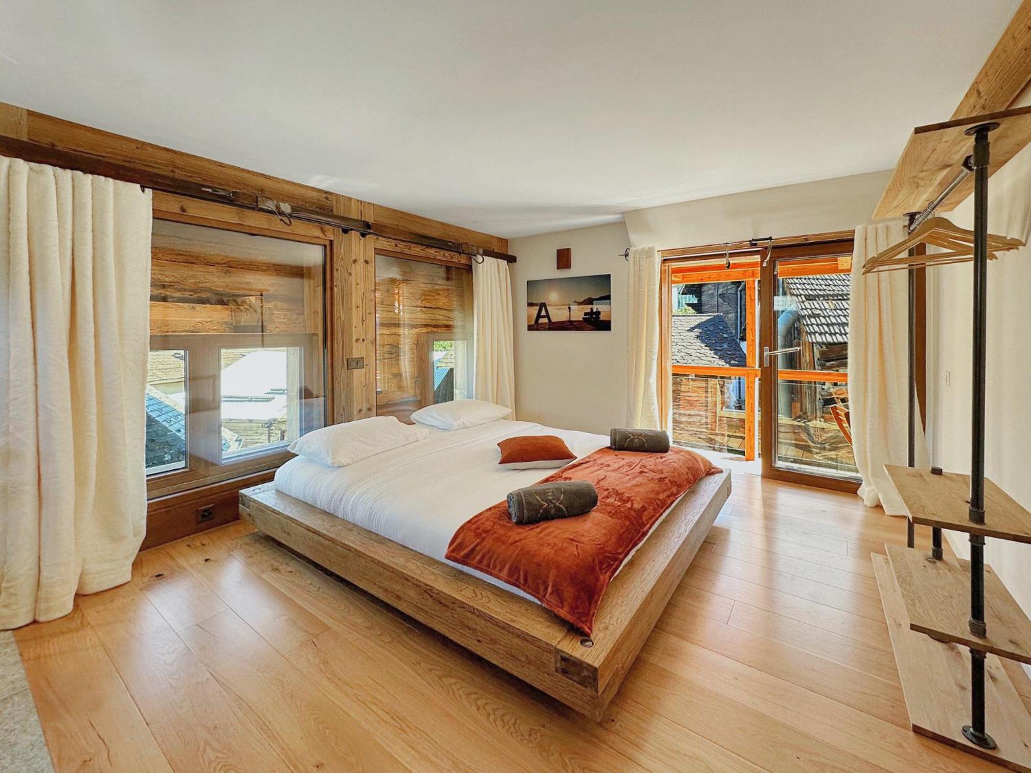 Pilanous House - Penthouse suite - Swiss Alps