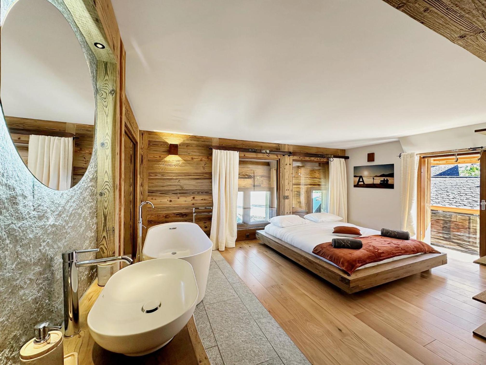 Pilanous House - Penthouse suite - Swiss Alps