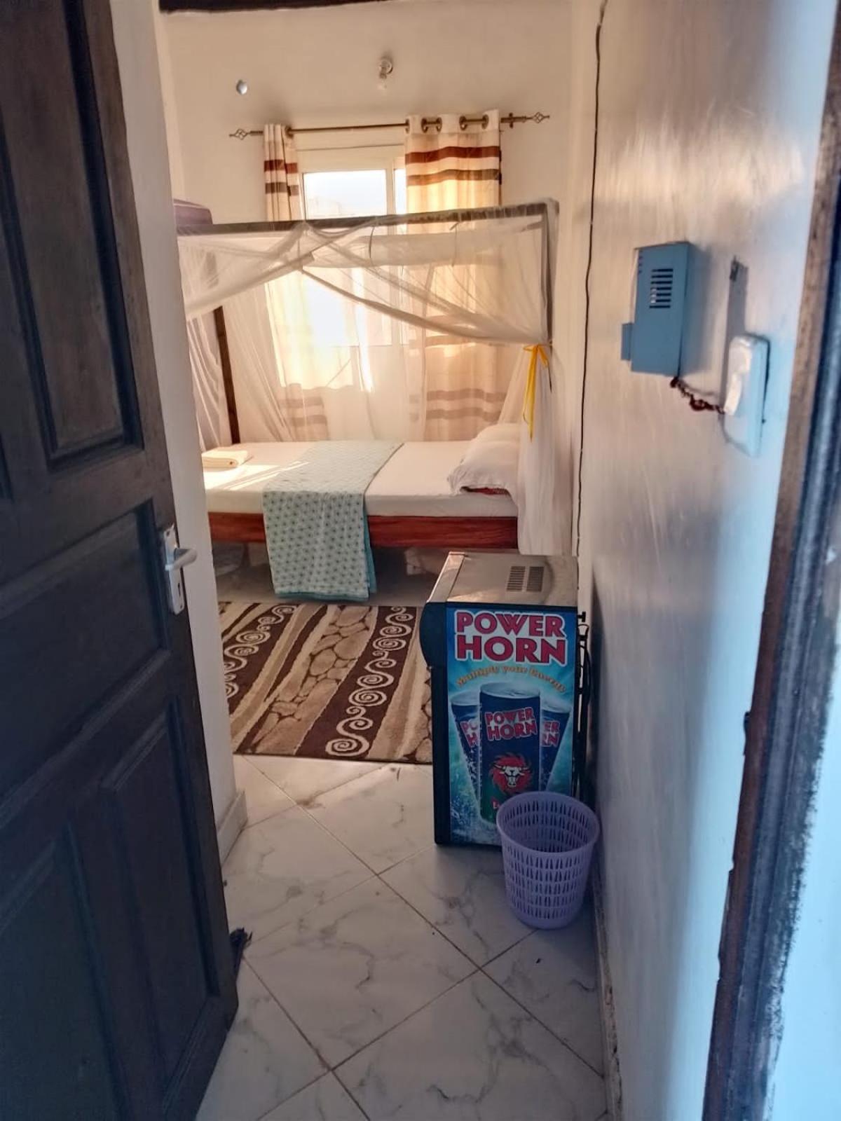 Ola Ola House view 3