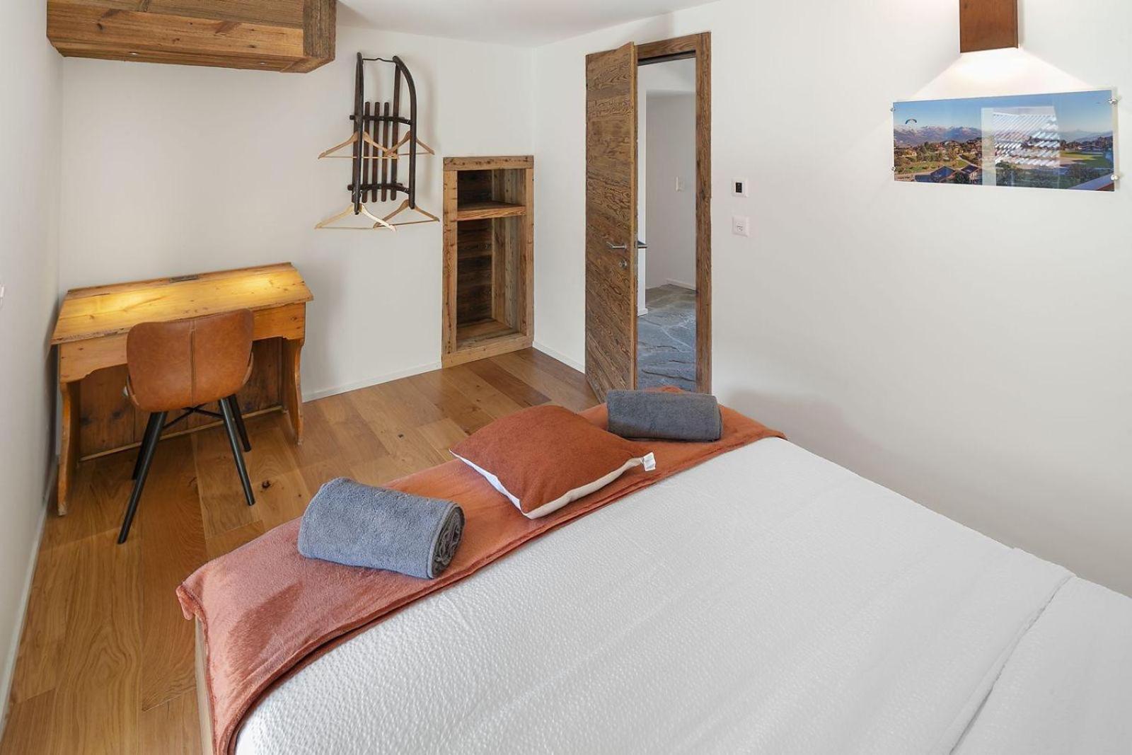 Pilanous House - Penthouse suite - Swiss Alps
