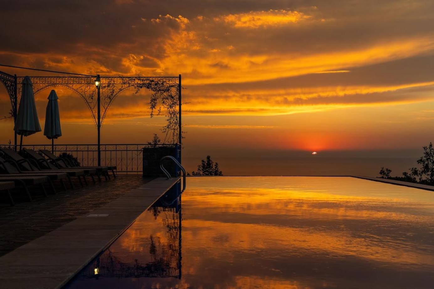 Roots Resort