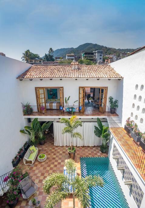 Casa da Lusso Mexican style Hacienda view 4