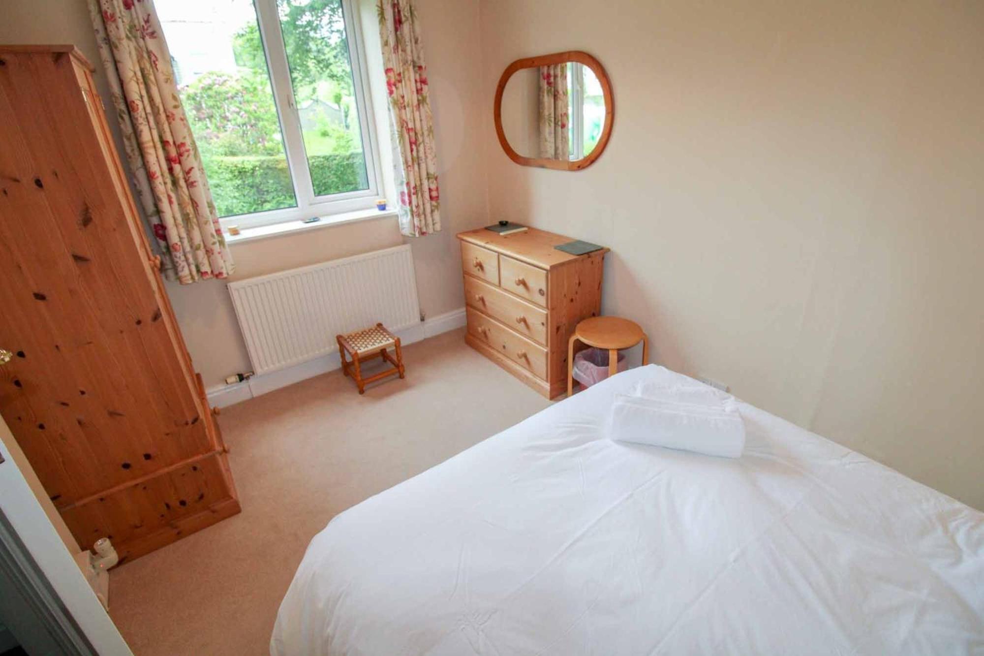 Hill Cottage, Braithwaite with garden and fell views, dog friendly walks from the door, close to Bassenthwaite view 2