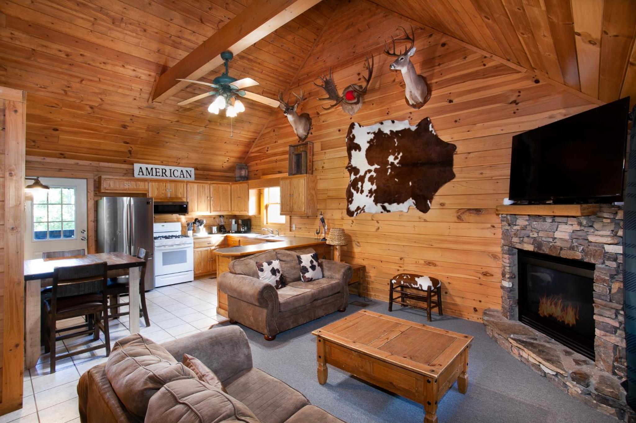 Moose Tracks Lodge Hot Tub Arcade Board Games