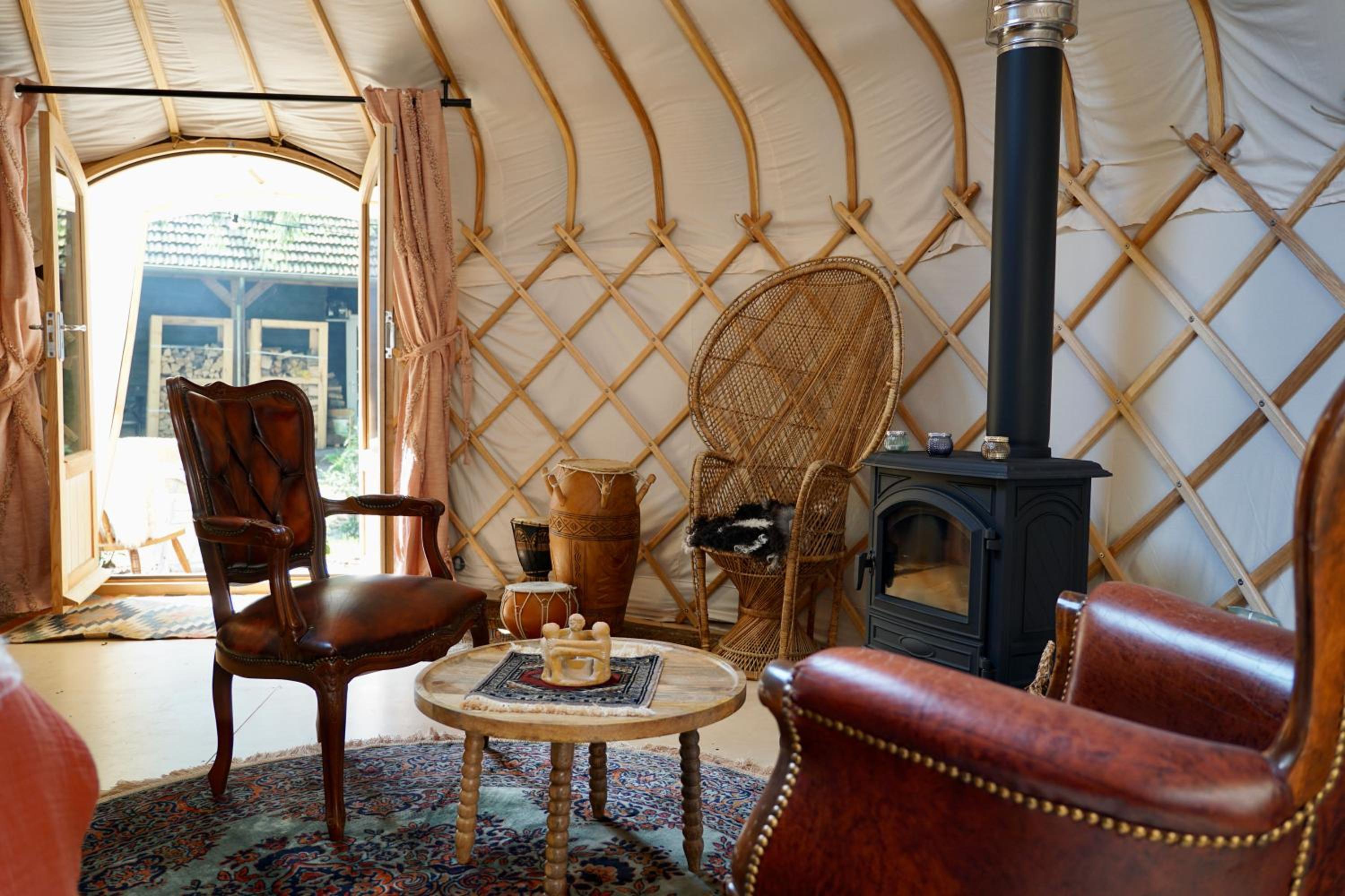 Unieke Yurt in het bos met jacuzzi en sauna view 4
