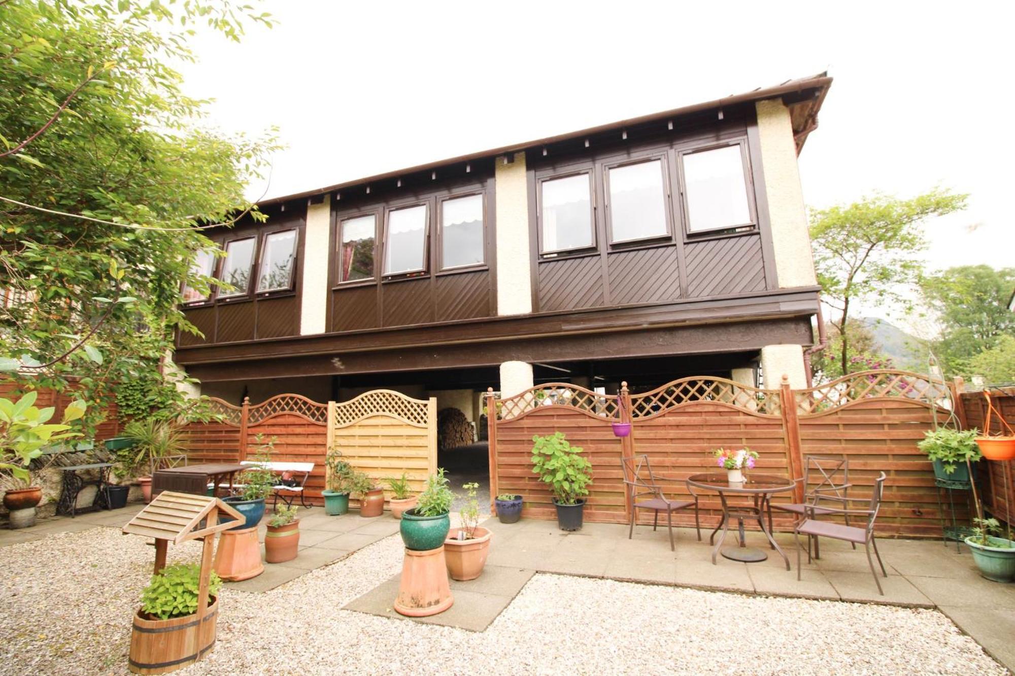 Tarn Hows Apartment Coniston is centrally located close to the shops, pubs, restaurants and lake view 2