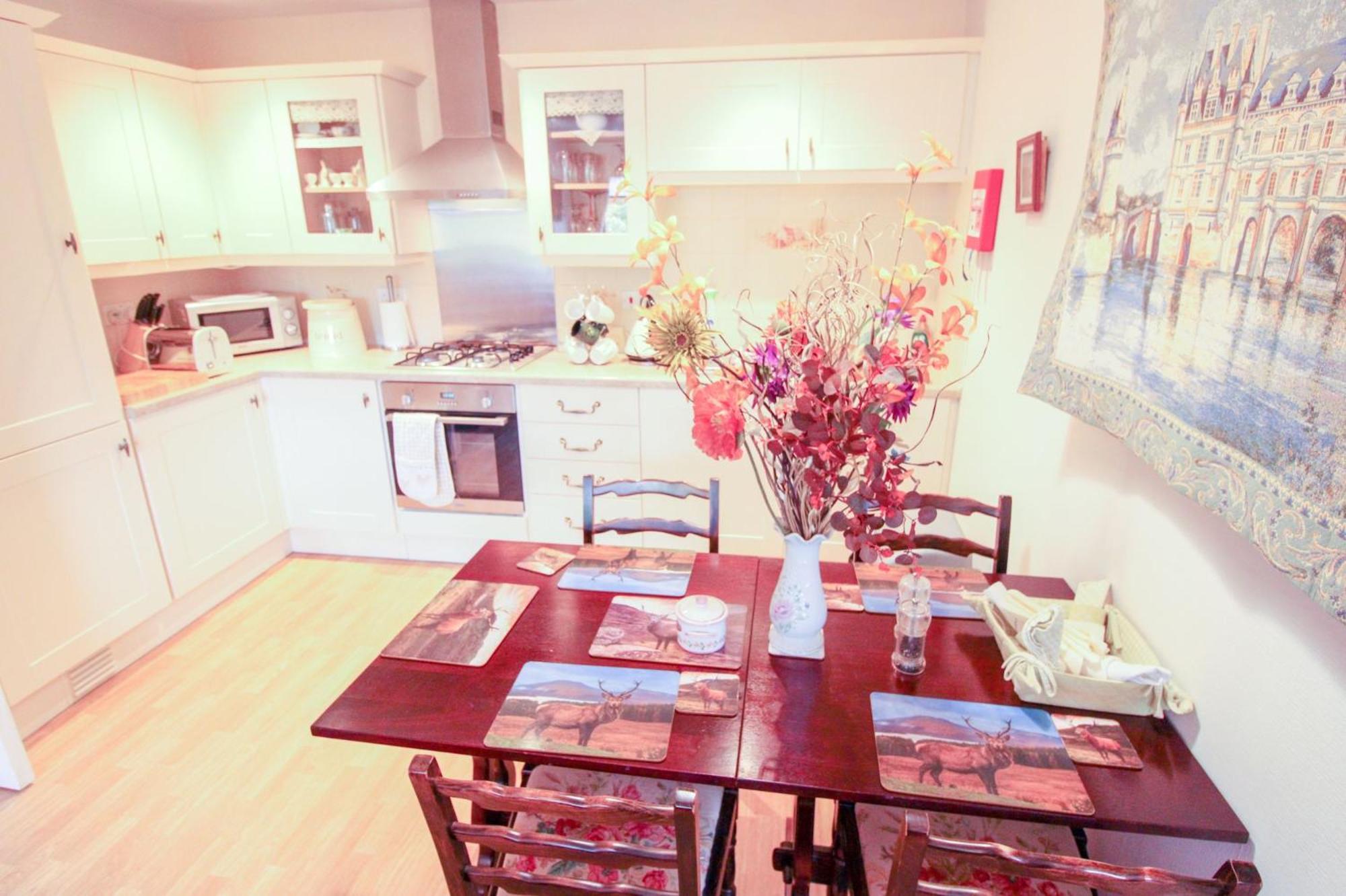 Tarn Hows Apartment Coniston is centrally located close to the shops, pubs, restaurants and lake view 3