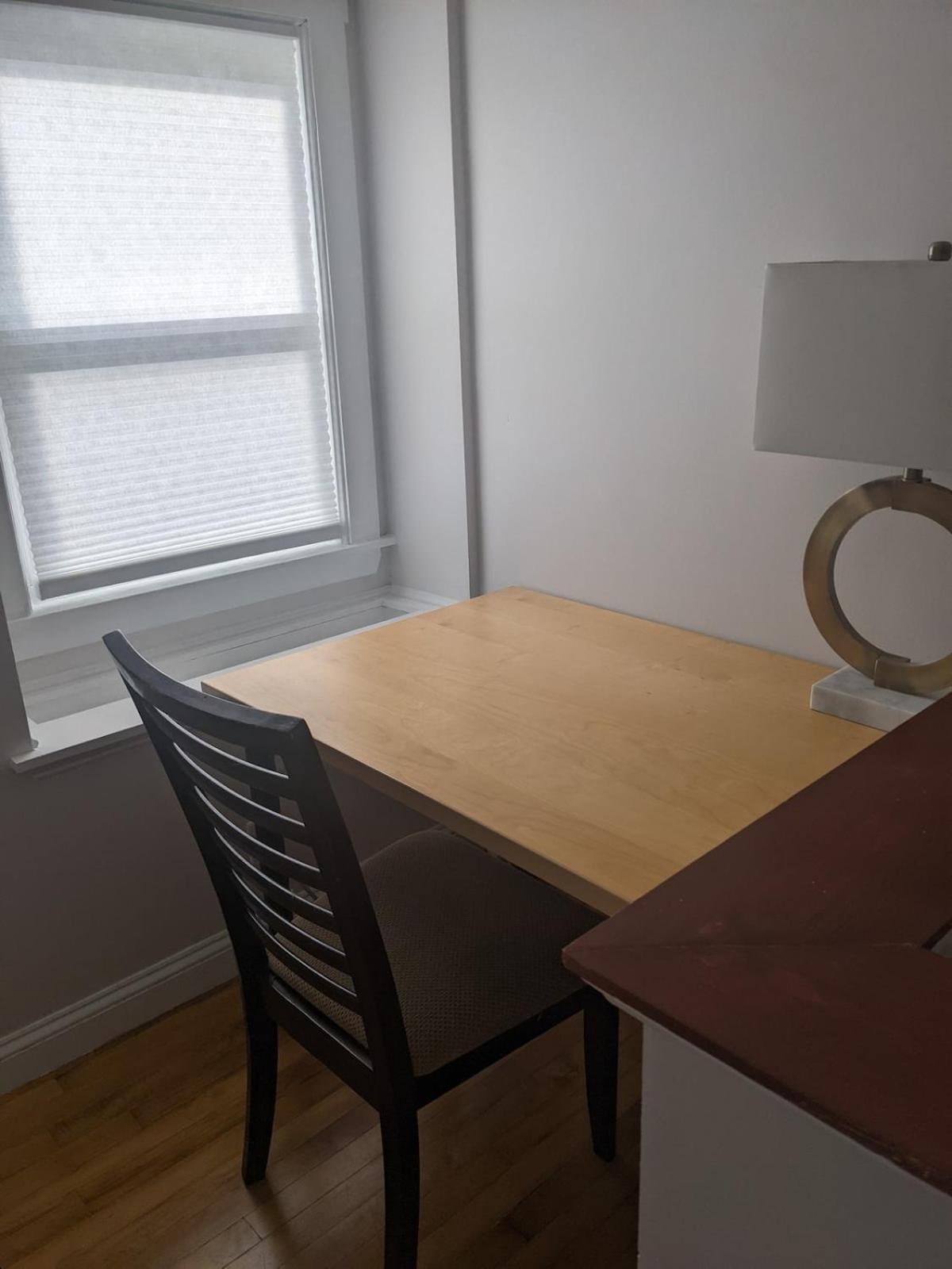 Boston Vacations - Spacious 4 bedroom home with large yard - Property Image 3
