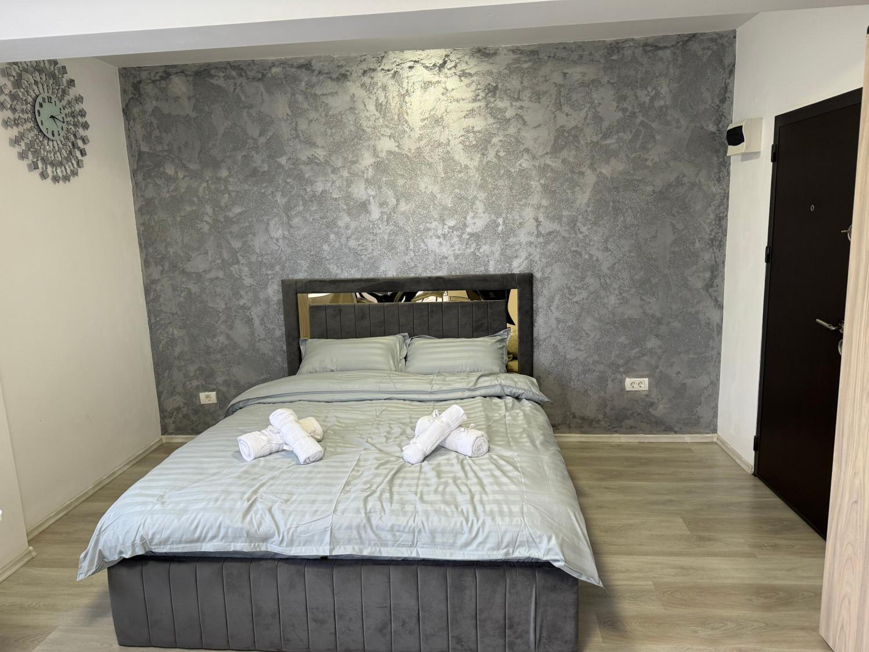 FER Boutique Luxury
