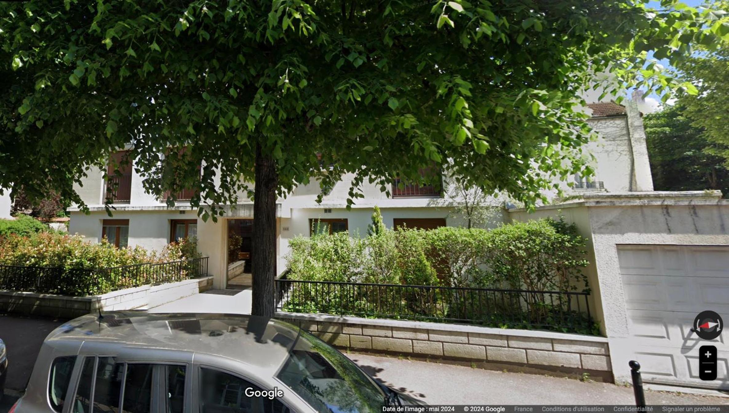 Appartement chic proche de Paris, parking inclus