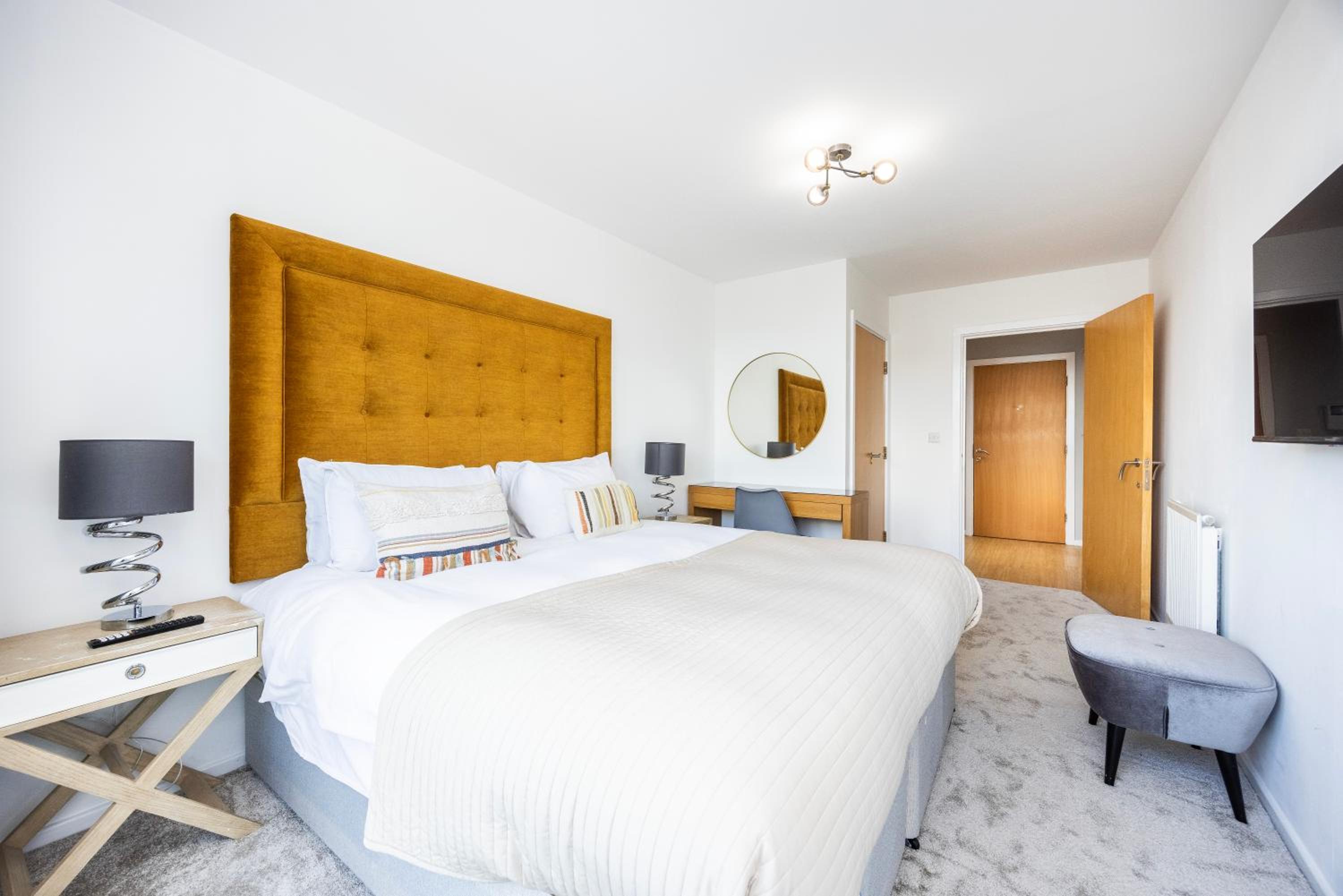 Austin David Apartments ExCeL