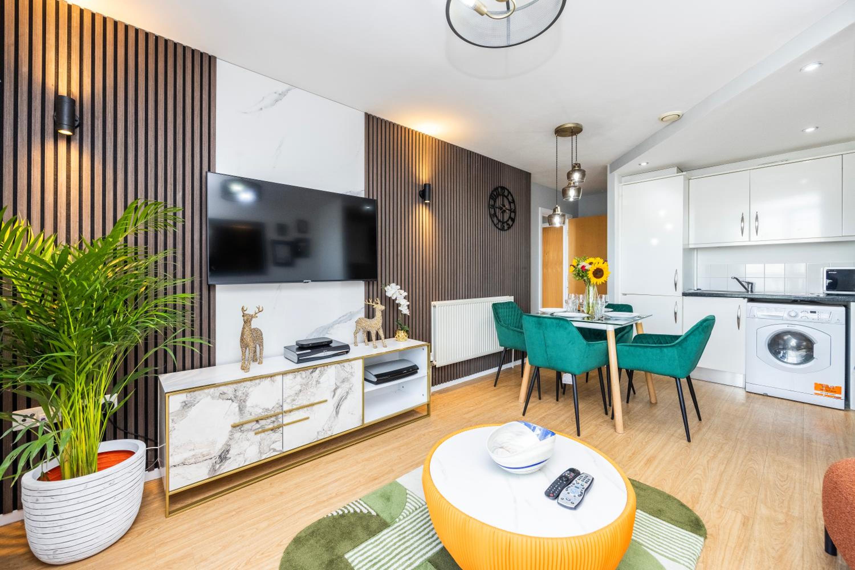 Austin David Apartments ExCeL