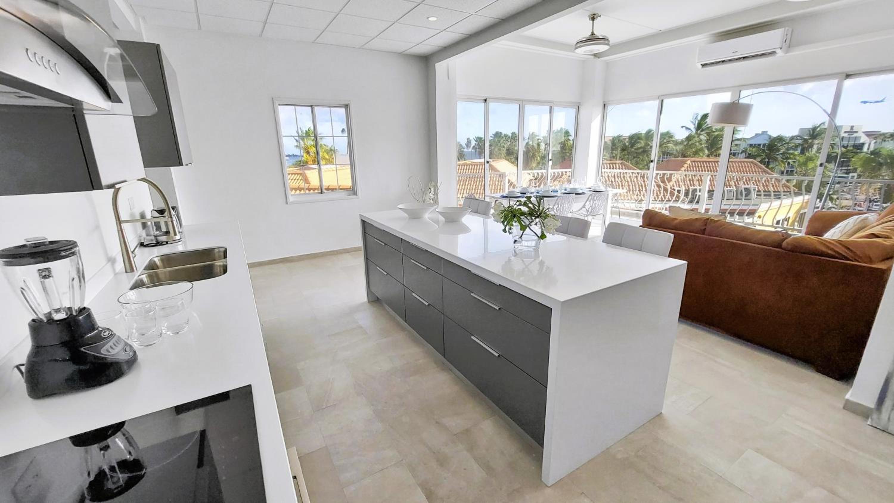 Bocobay Penthouse 4BR 4BA with Rooftop Pool