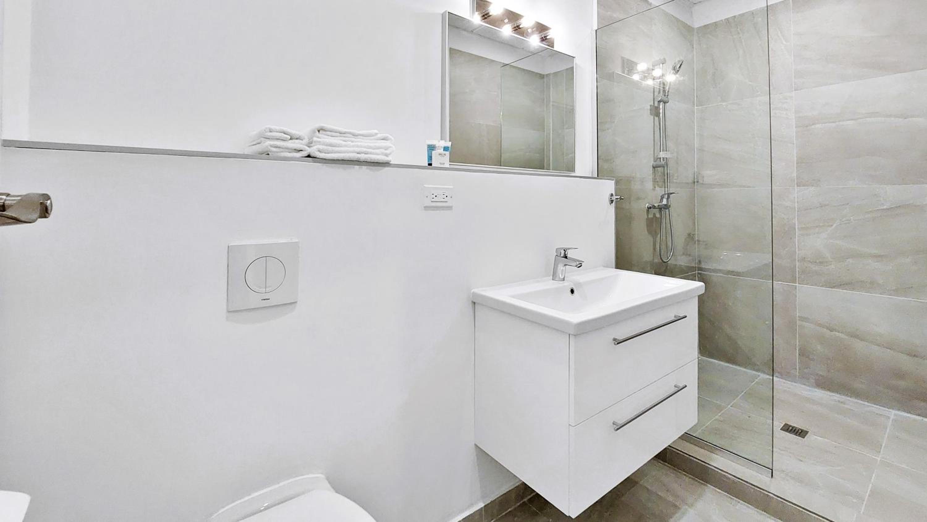 Bocobay Penthouse 4BR 4BA with Rooftop Pool