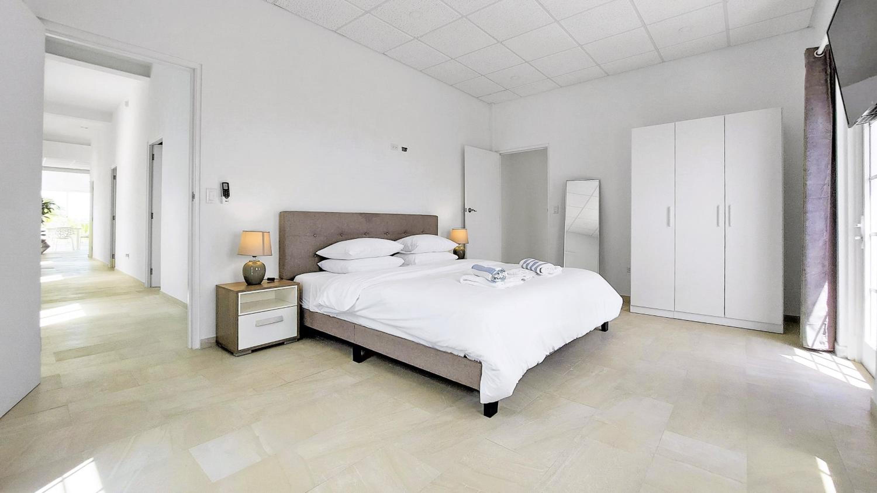Bocobay Penthouse 4BR 4BA with Rooftop Pool