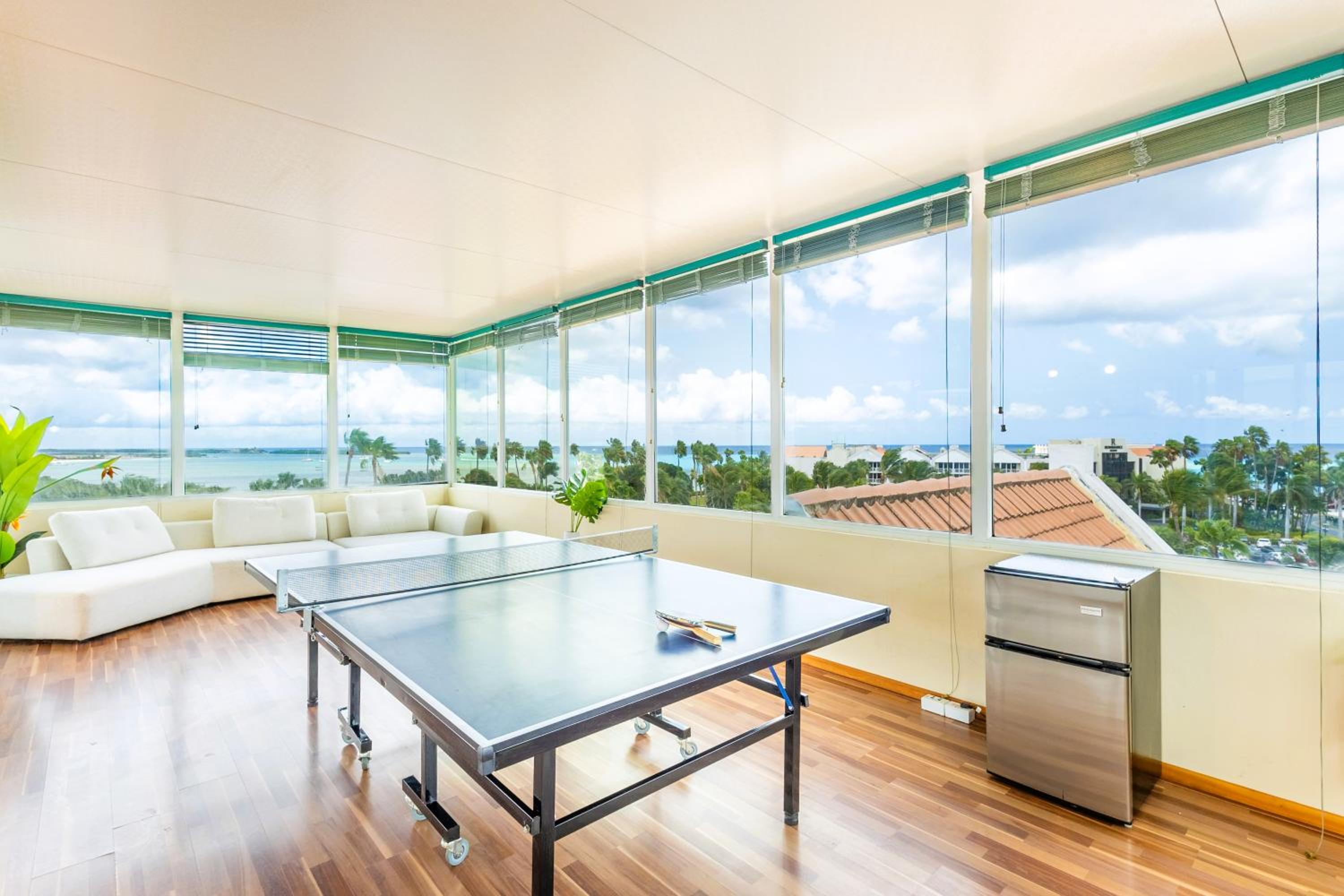 Bocobay Penthouse 4BR 4BA with Rooftop Pool