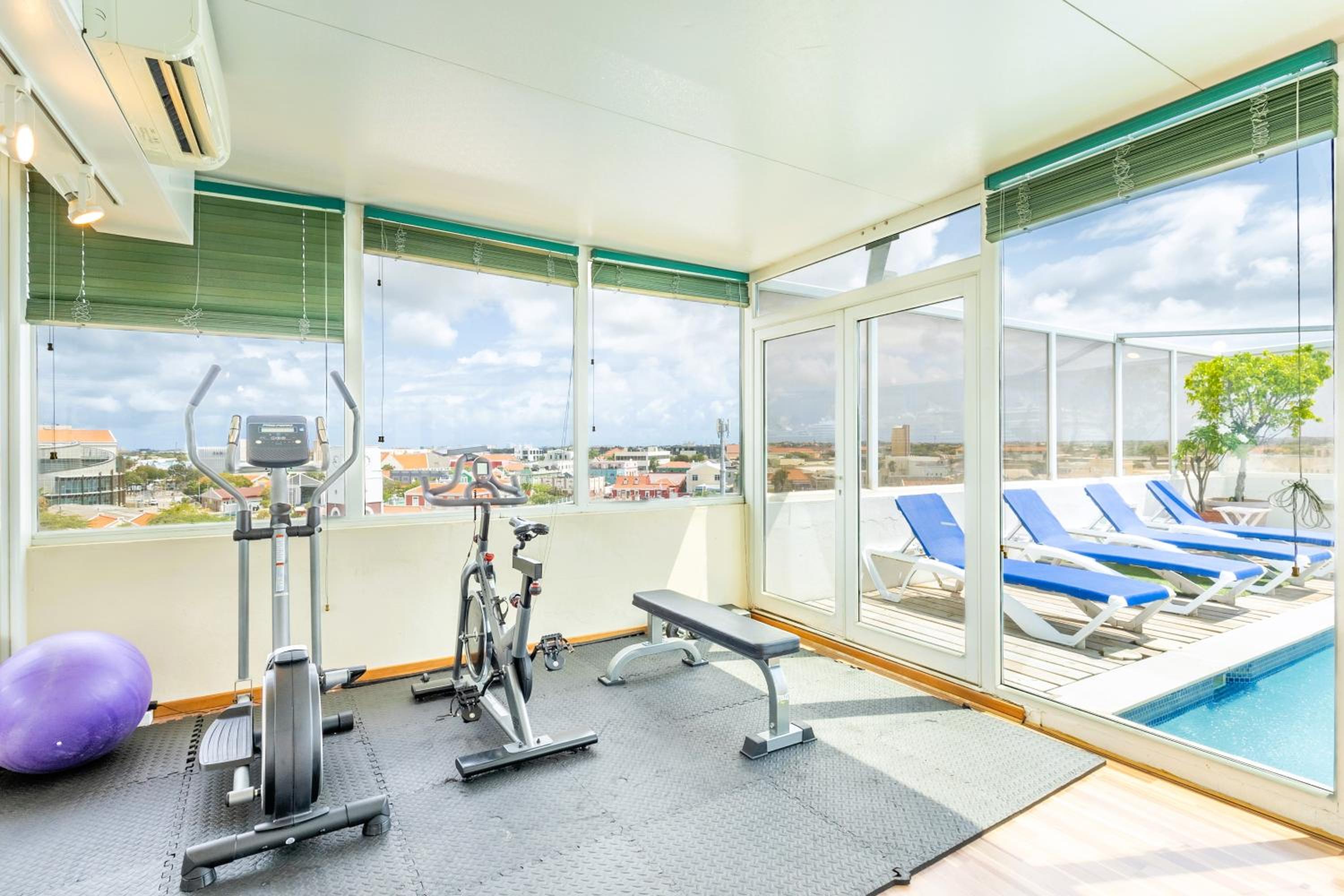 Bocobay Penthouse 4BR 4BA with Rooftop Pool
