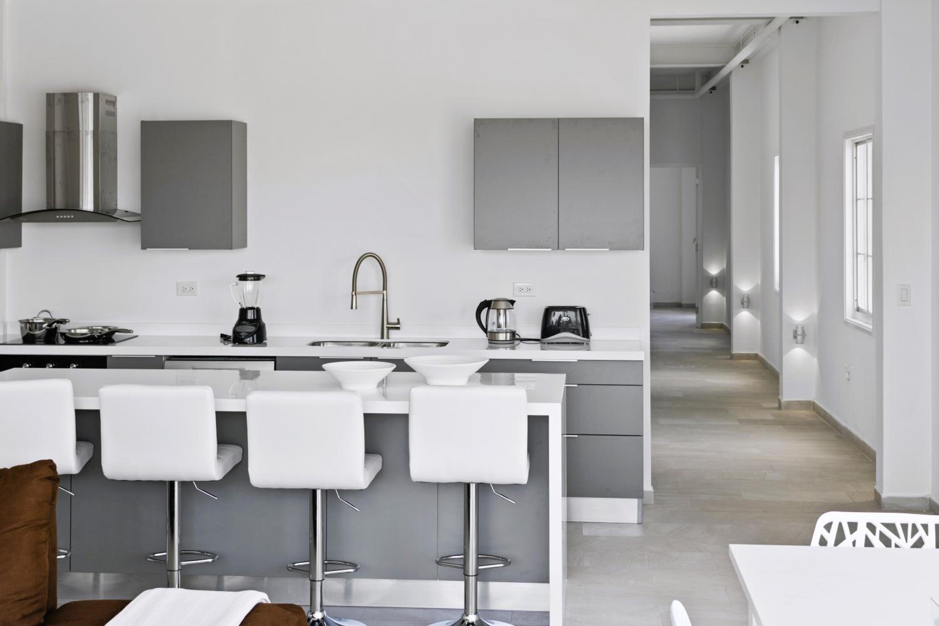 Bocobay Penthouse 4BR 4BA with Rooftop Pool