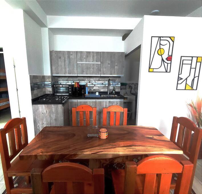 Casa Elena Salento 3 habitaciones Cerca Al Parque Principal