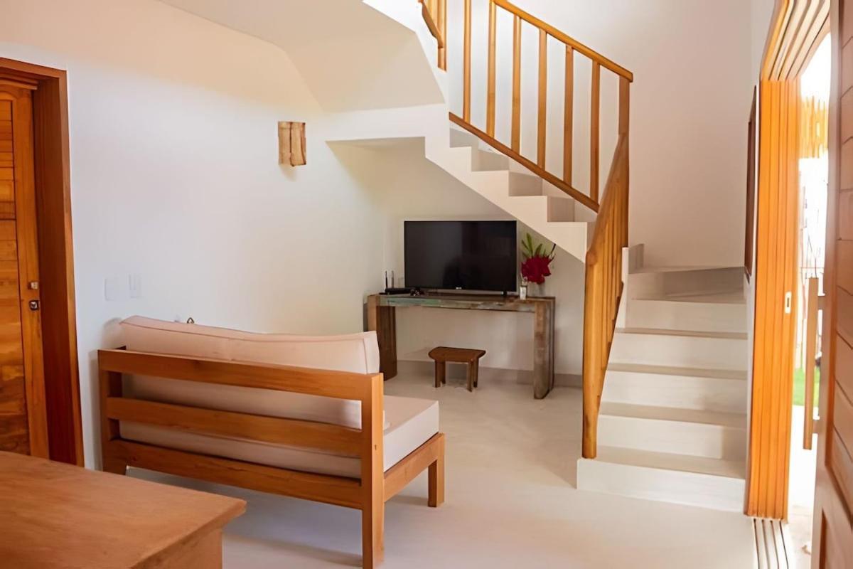 Brisa · casa com piscina, a 80 m do mar com café da manhã