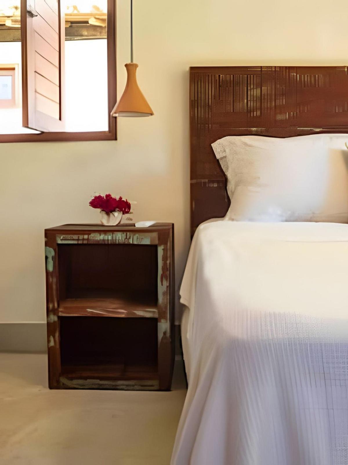 Brisa · casa com piscina, a 80 m do mar com café da manhã