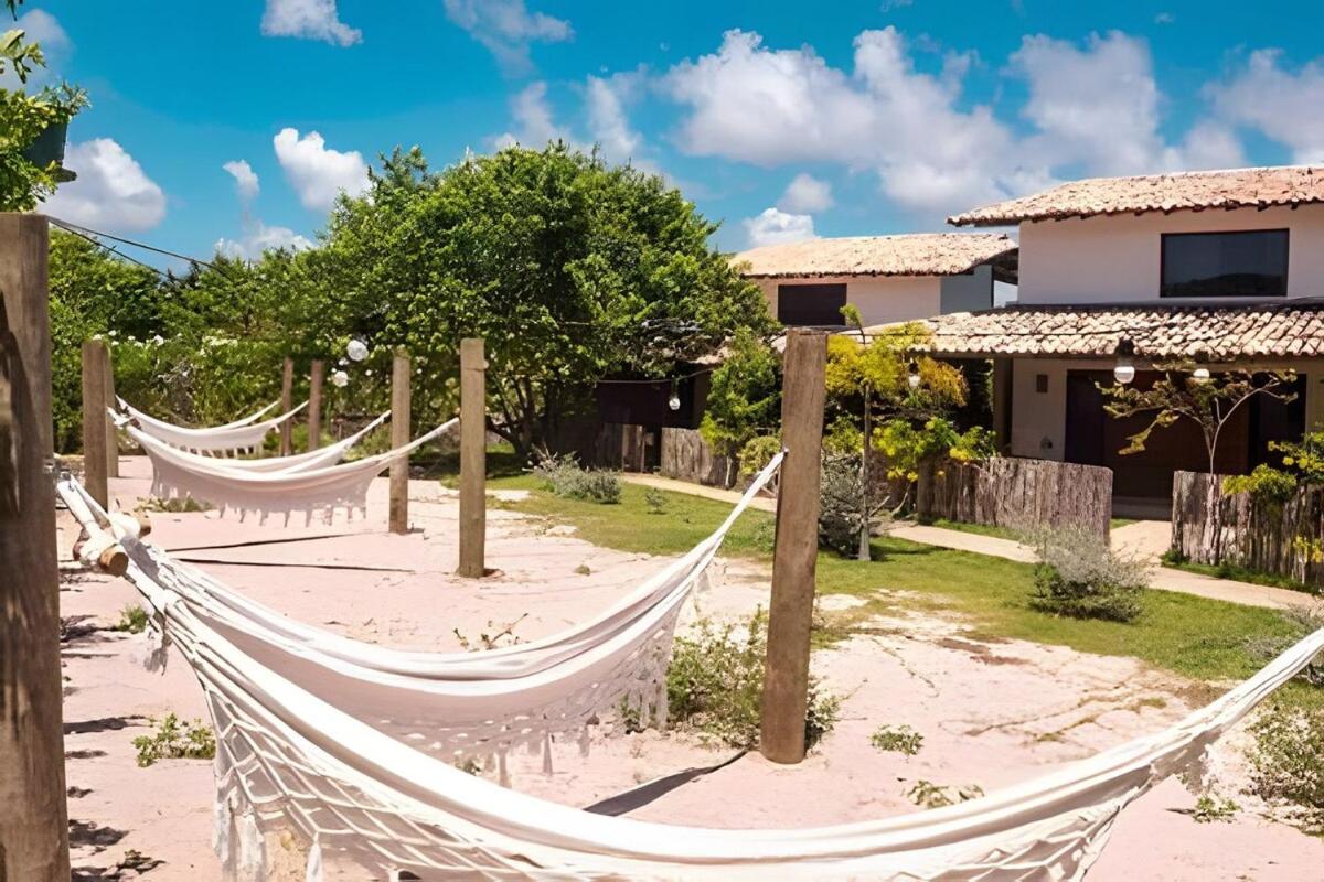 Brisa · casa com piscina, a 80 m do mar com café da manhã