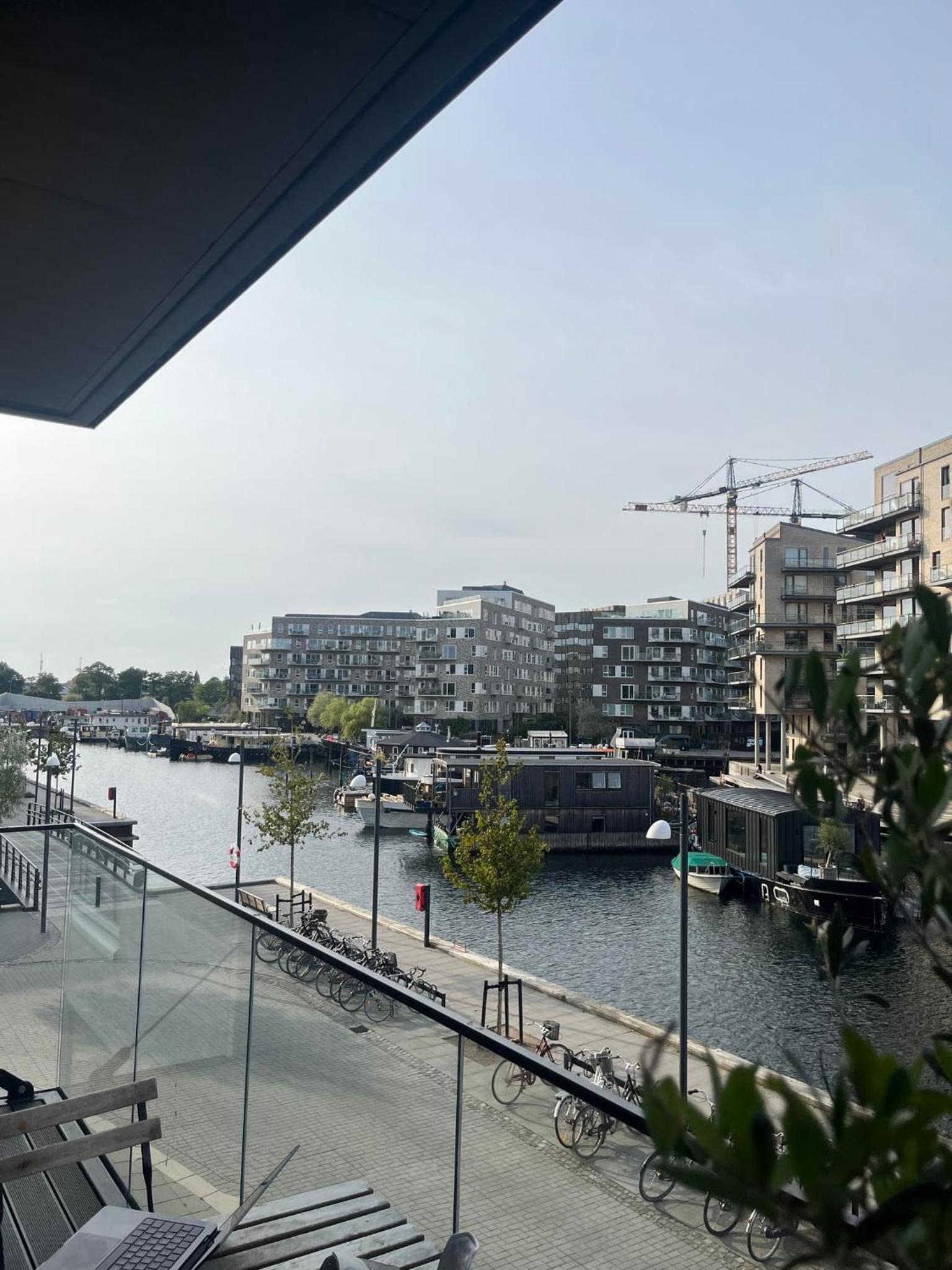 Exclusive Apartment - Water Front View