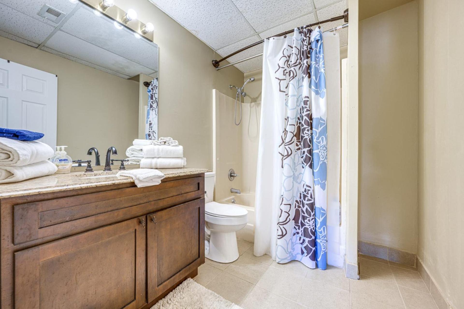 Relax and Unwind at the Lake view 3