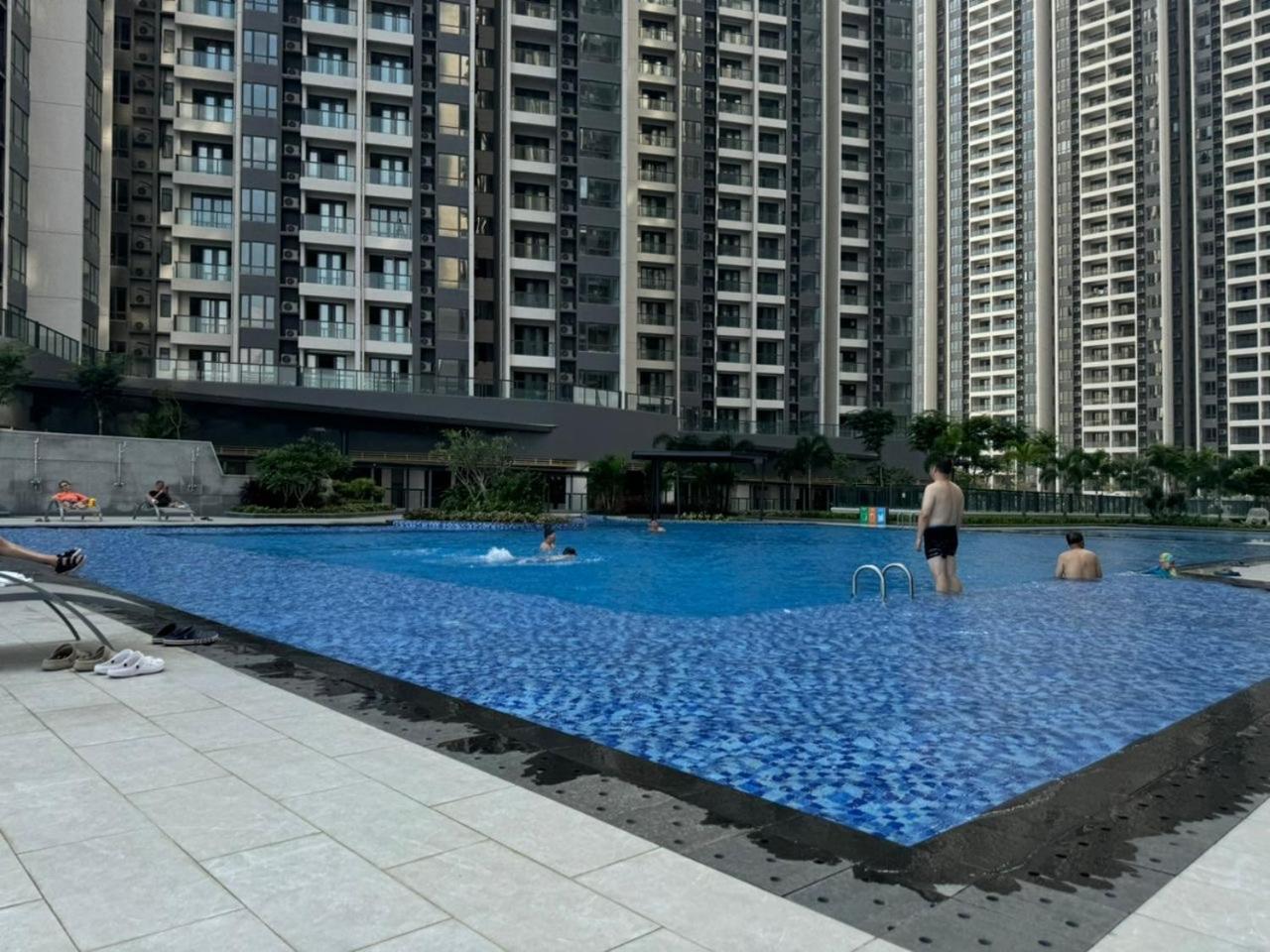 Simple Suites