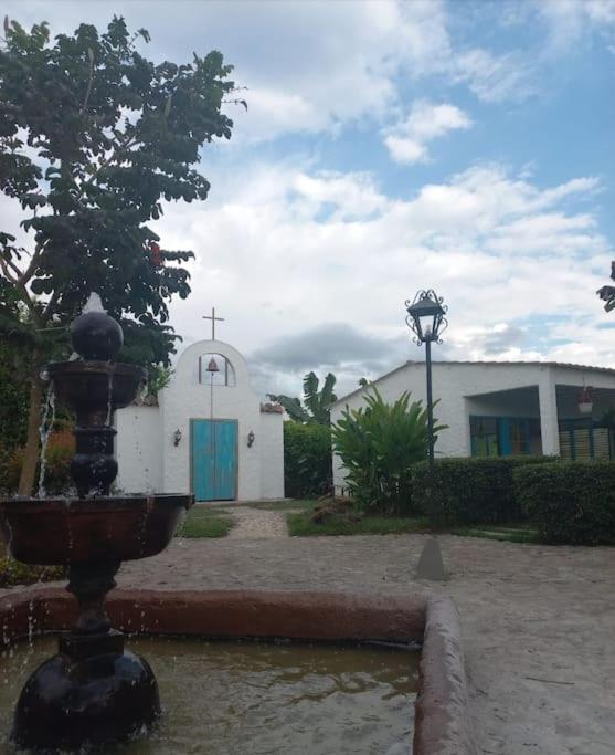 La Trasnochadora - Duerme en una típica finca cafetera Colombiana