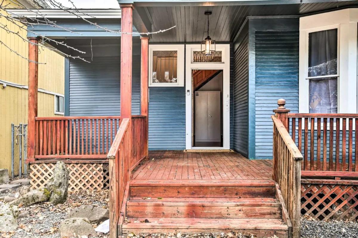 Spacious Villa-Triplex in Kendall Yards - Sleeps 16 view 3