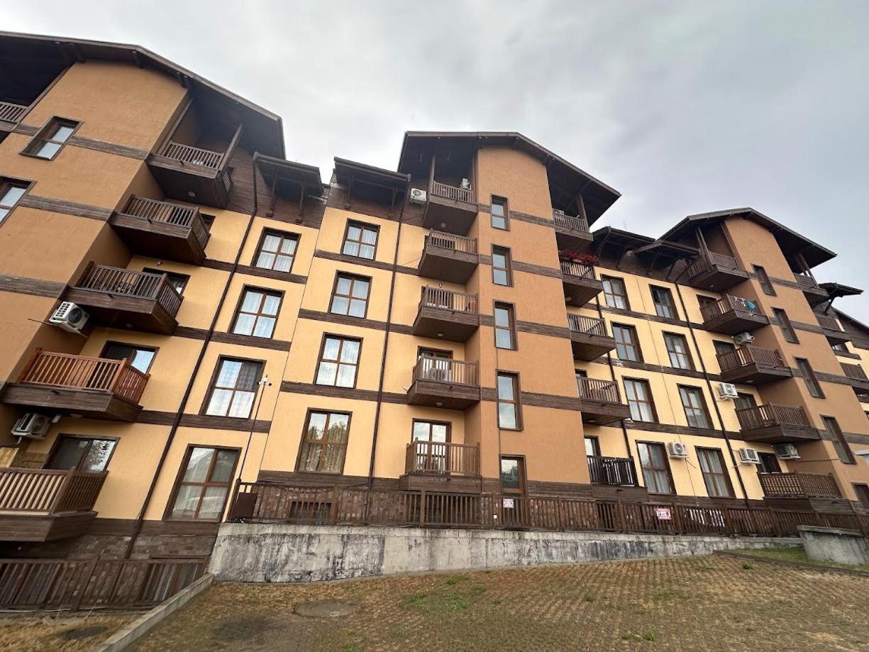 Simple and Affordable Apartment in Bansko with available parking space