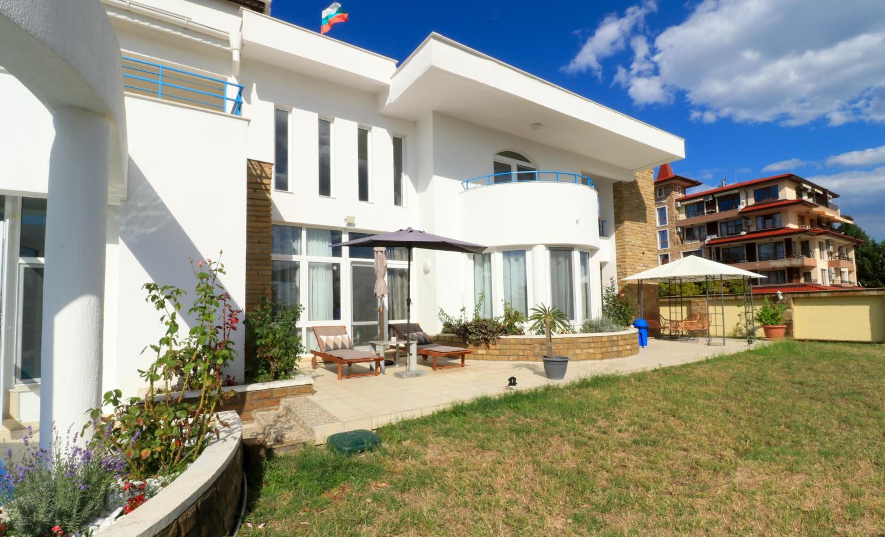 Ravda Residence