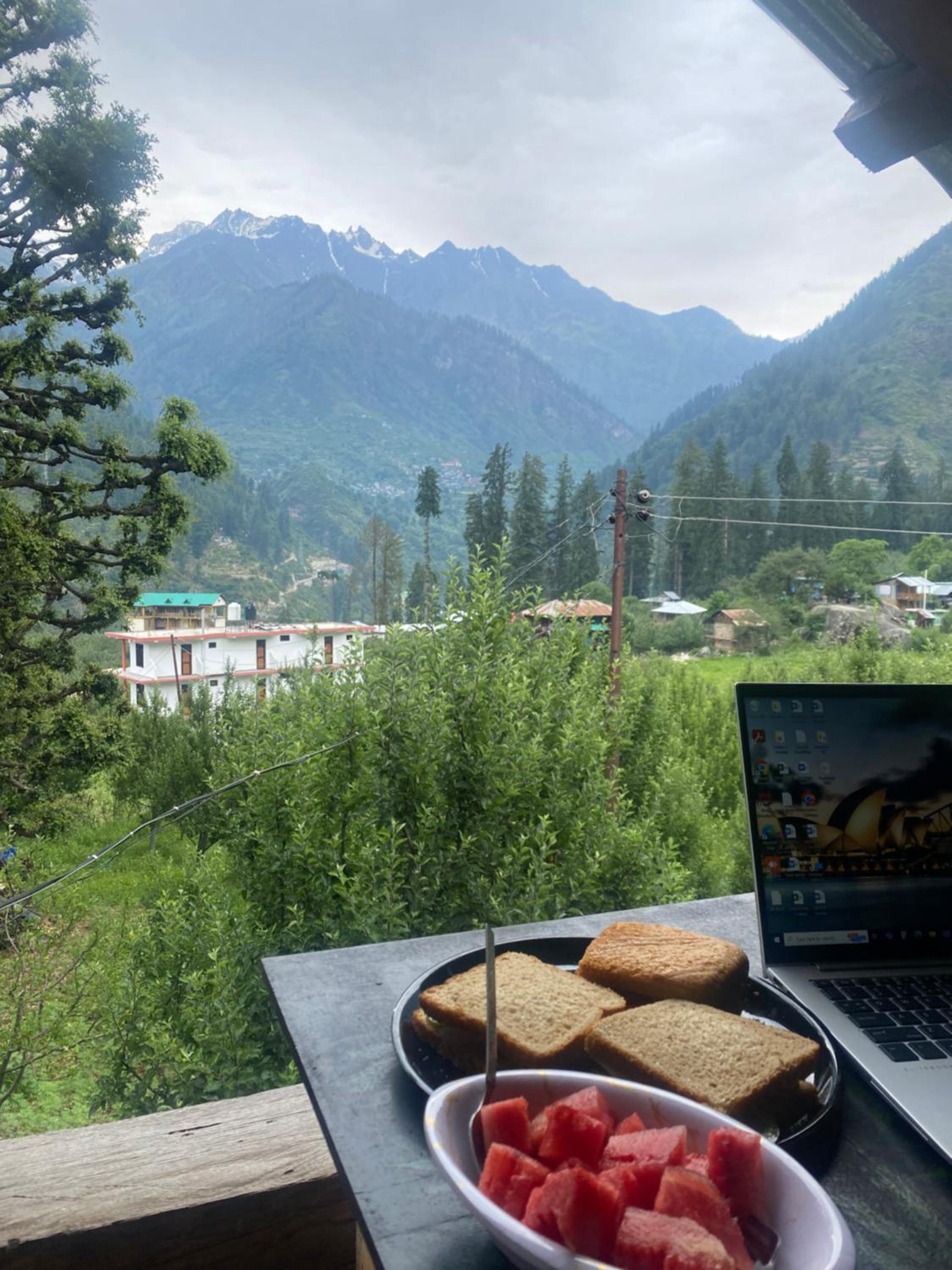 Meraki Cafe and Beds Kalga view 3