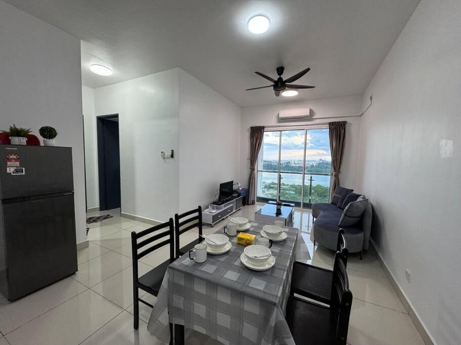 Sunlit Coner Suites