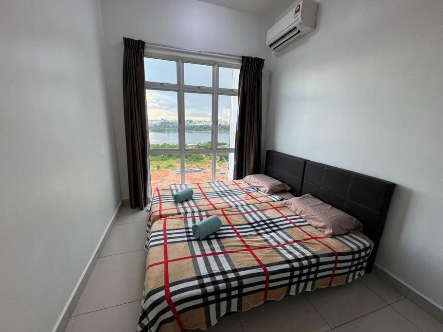 Sunlit Coner Suites