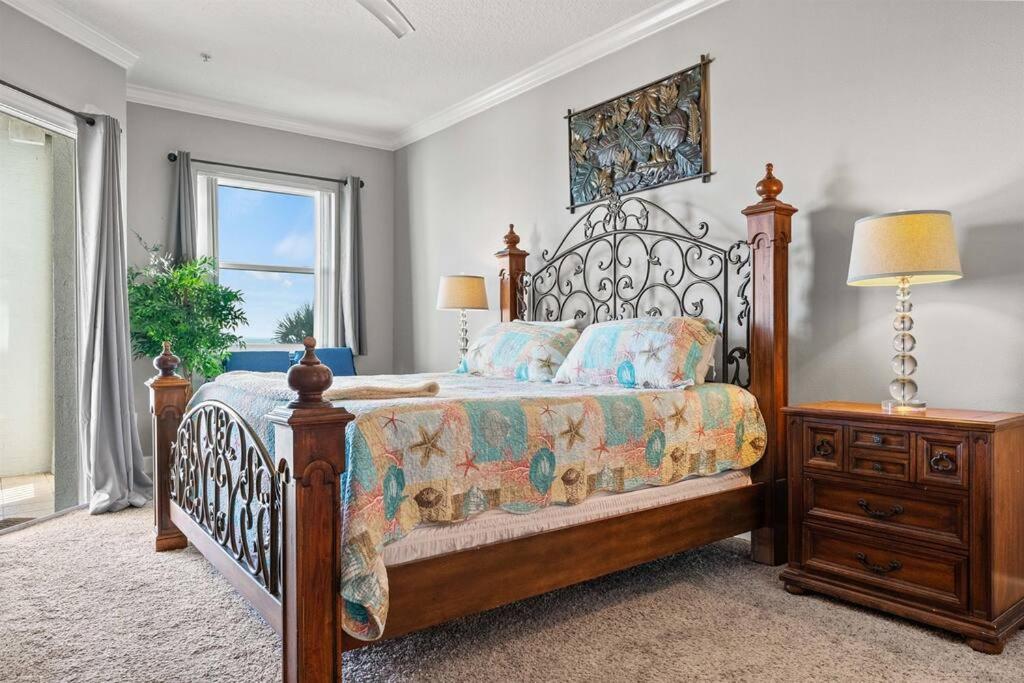 Oceanfront Condo Cinnamon Beach