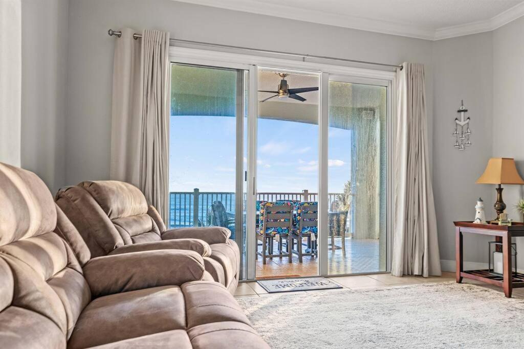Oceanfront Condo Cinnamon Beach
