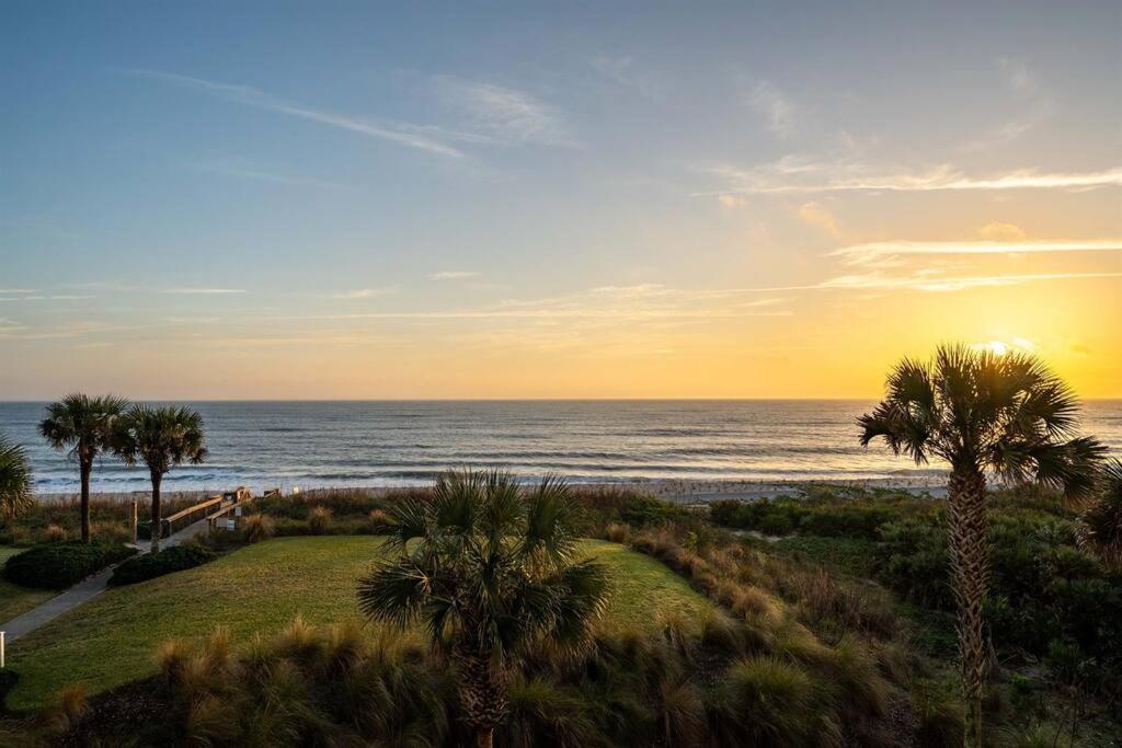 Oceanfront Condo Cinnamon Beach