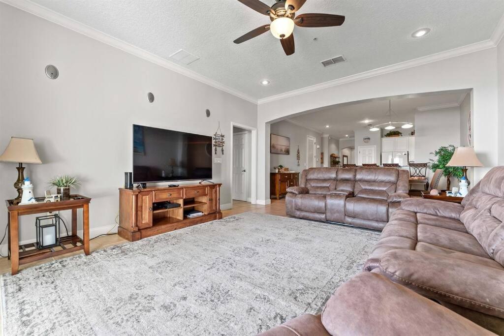 Oceanfront Condo Cinnamon Beach