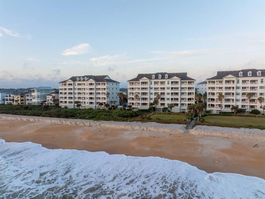 Oceanfront Condo Cinnamon Beach