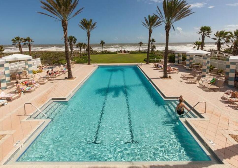 Oceanfront Condo Cinnamon Beach