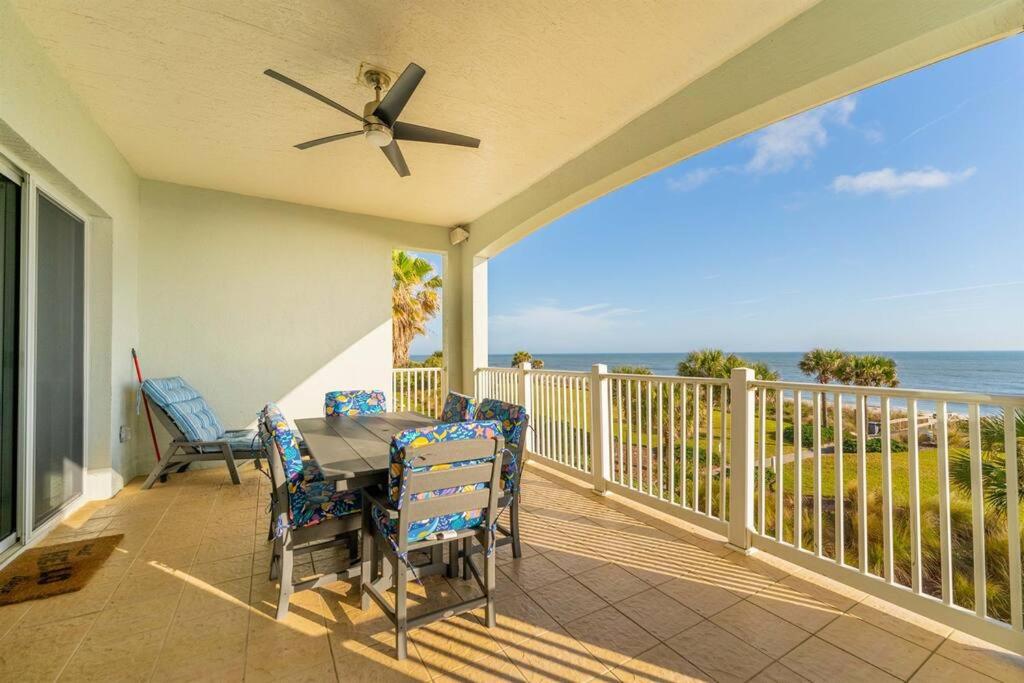 Oceanfront Condo Cinnamon Beach