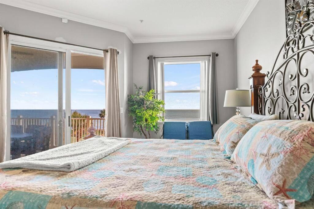 Oceanfront Condo Cinnamon Beach