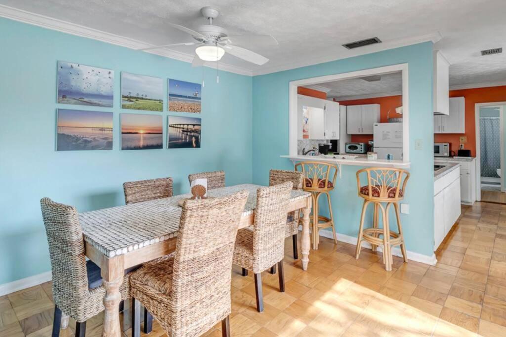 Surfside Beach House Walk2Beach Pet Friendly Family view 4