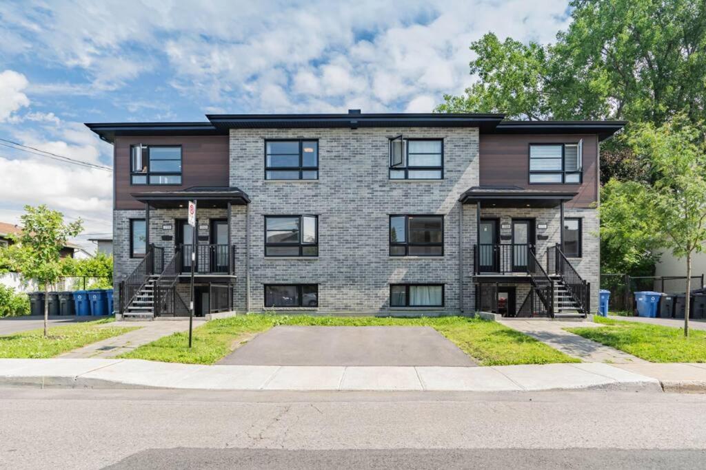 Stylish 3BR Oasis with 2 FREE Parking Spots