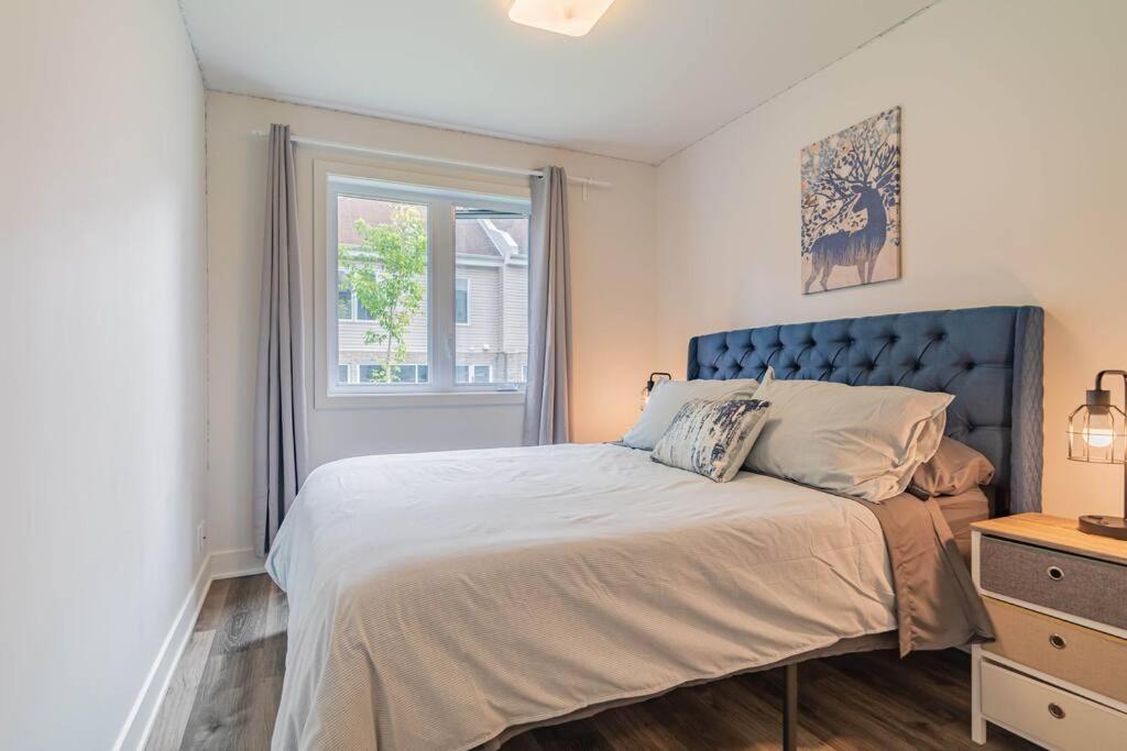 Stylish 3BR Oasis with 2 FREE Parking Spots