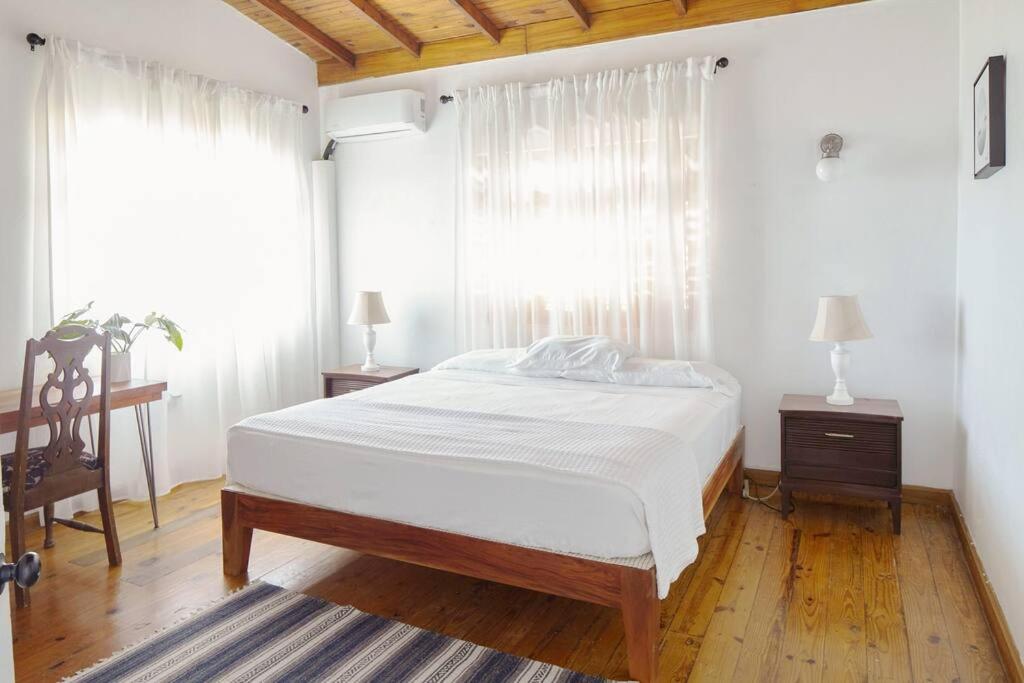 Rose Villa Jamaica view 3