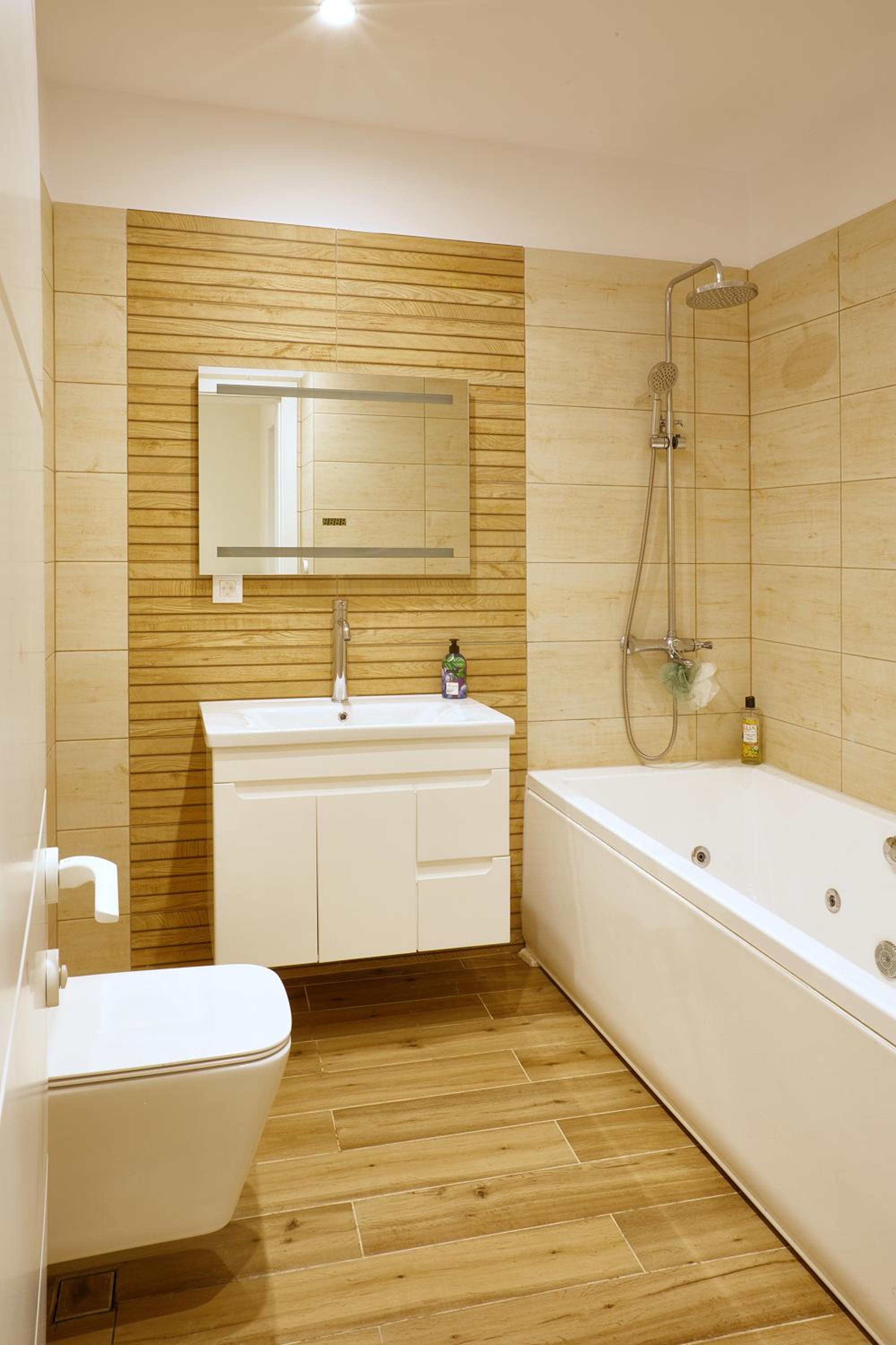 Central Apartment 2